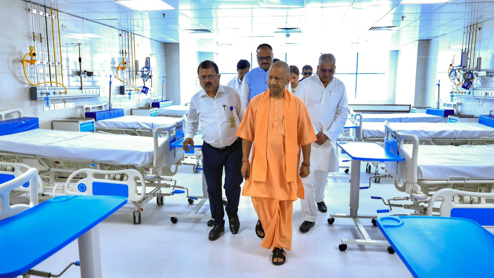 CM Yogi Adityanath sets ball rolling on 7 projects worth Rs 941 cr at KGMU