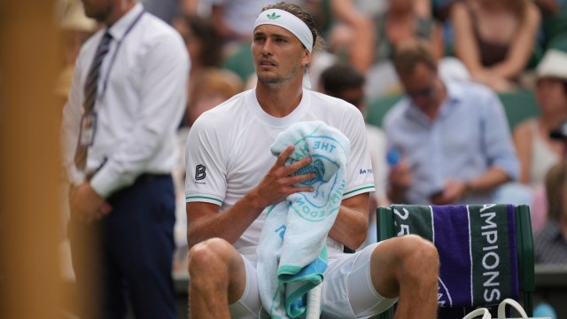  Following his first-round loss, Zverev opened up about his poor mental health. (AP)