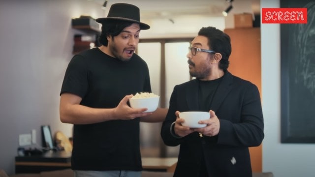Junaid Khan و Aamir Khan في عرضهم الترويجي الجديد لـ Sitaare Zameen Par