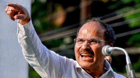 Detention of Bengali migrants: Adhir asks President to intervene