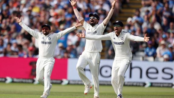 India's captain Shubman Gill, right, along with teammates appeal to the umpire during day four of the second cricket test match between England and India at Edgbaston in Birmingham, England, Saturday, July 5, 2025. (AP Photo/Scott Heppell)