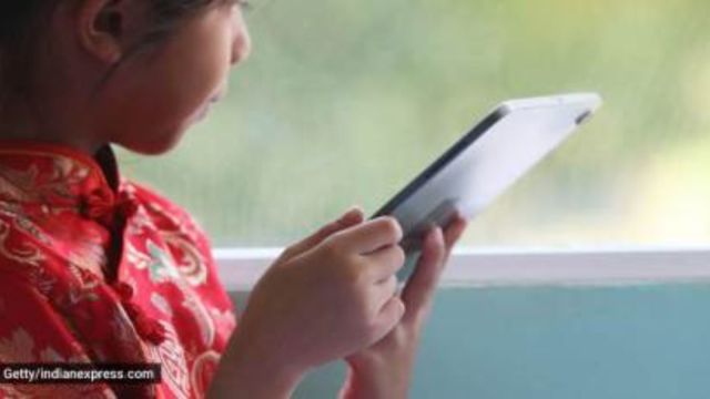 Joyful Saturday programme Gujarat, Gujarat school mobile phone addiction, Gujarat government student wellness programme,