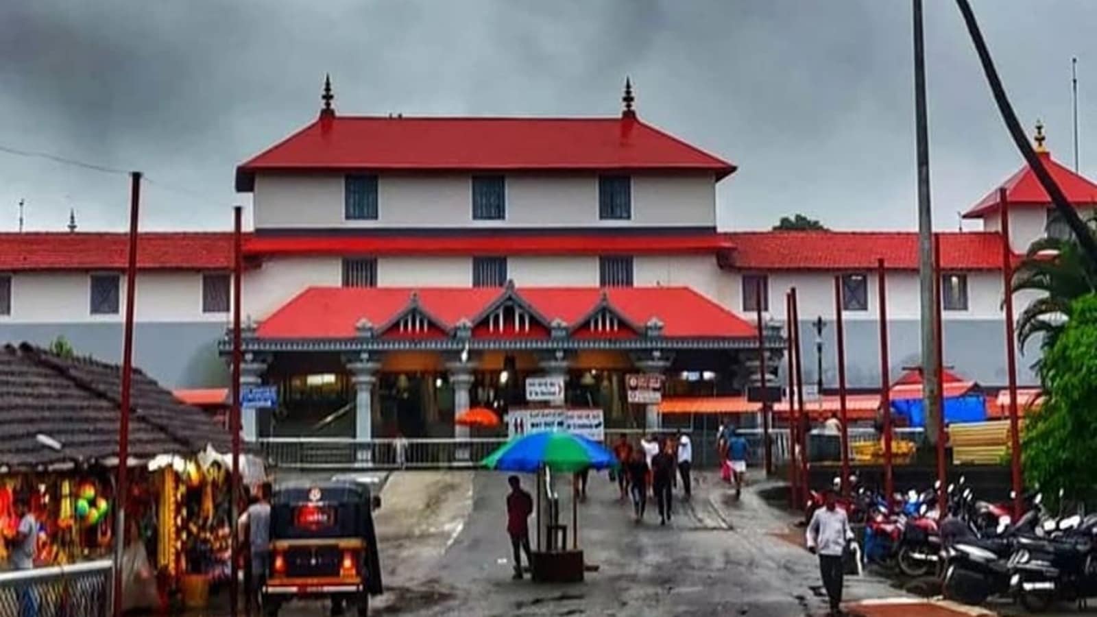 Dharmasthala Temple Welcomes SIT Probe into Secret Burial Allegations
