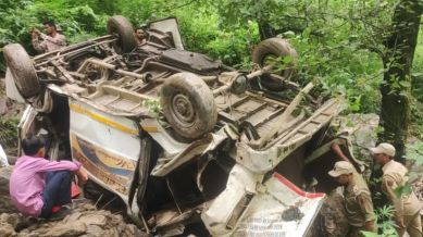Doda road accident, tempo traveller accident Doda, Jammu and Kashmir accident, Doda Bharth road mishap, passengers killed in Doda,