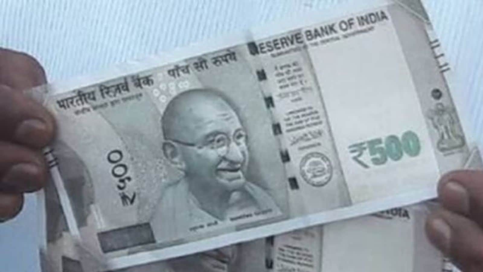 Fake notes issued by ‘Manoranjan Bank of India’: Four of gang held ...