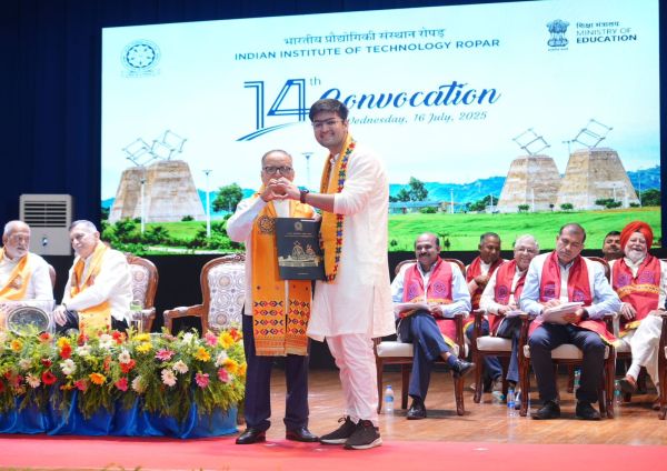 Meet the ‘Pookie professor’ who won hearts on IIT Ropar’s graduation day