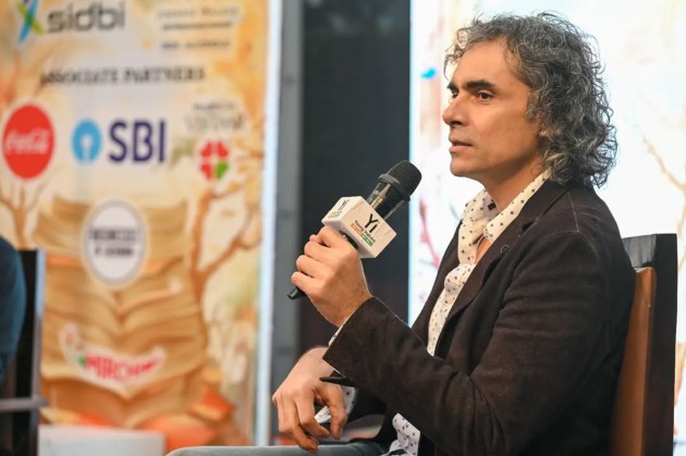 Imtiaz Ali recalls Manisha Koirala's advice