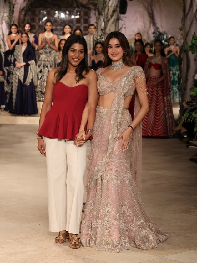 As the curtains fall on Hyundai India Couture Week 2025, the runway left behind a trail of shimmer, emotion, and showstopping glamour. From heritage-inspired storytelling to futuristic silhouettes, this year’s couture celebration was a spectacular meeting of craft and celebrity. With each designer unveiling a distinct vision—and some of Bollywood’s brightest lending their charisma to the catwalk—it was a week where tradition met innovation, and fashion became poetry in motion. Here’s a look back at all the stars who owned the spotlight, one stunning moment at a time.