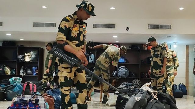 Over the past week, approximately 28 schools in Delhi, including St Thomas, Vasant Valley, and Mother’s International, reported receiving comparable emails, often sent through Virtual Private Networks (VPNs) or the dark web