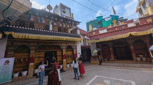 majnu ka tila dalai lama