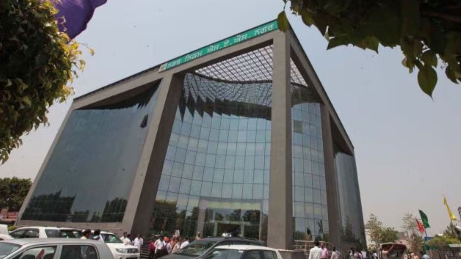 Mohali Mayor Issues Ultimatum on Sanitation; RMC Closure Threatened
