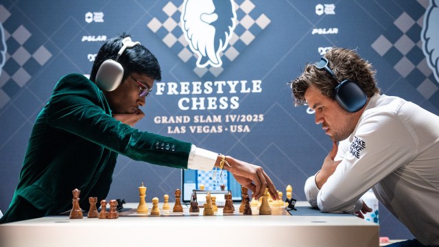  Freestyle Chess/Lennart Ootes)