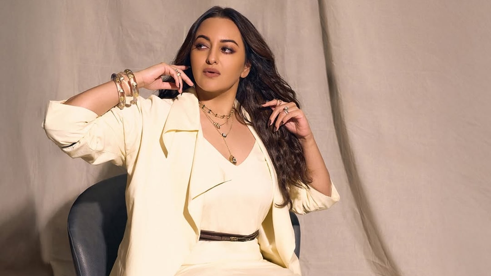 ‘Jab main Mumbai mein hoti hoon tab meri mom-in-law mujhe champi deti hai’: Sonakshi Sinha shares her haircare routine | Lifestyle News
