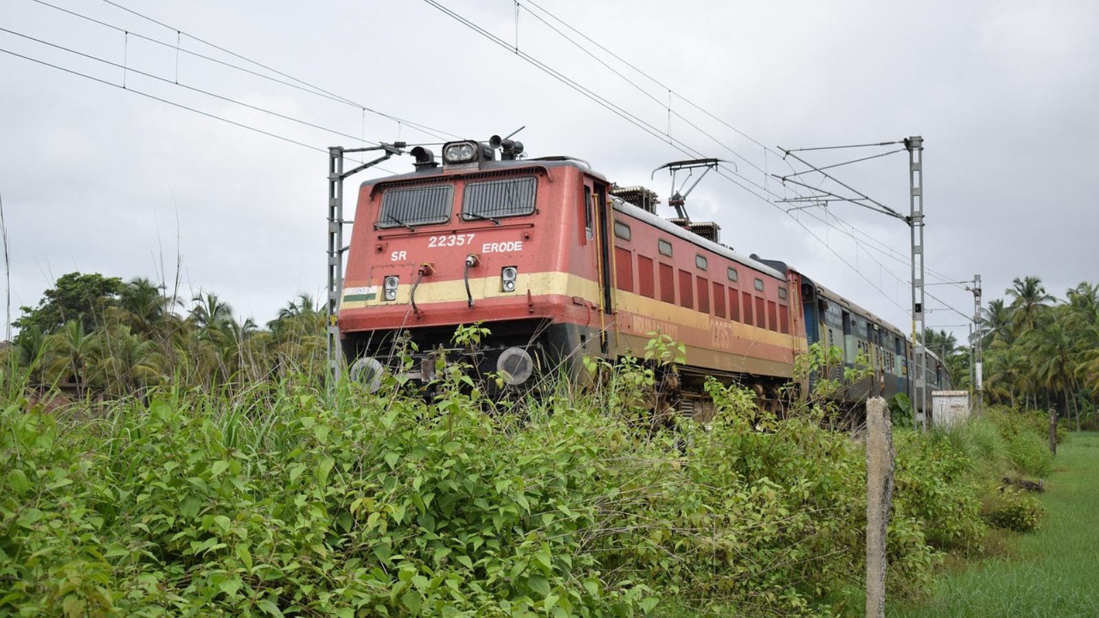 Stock up 5500% in 5 years – Smallcap company secures LOA from Indian Railways