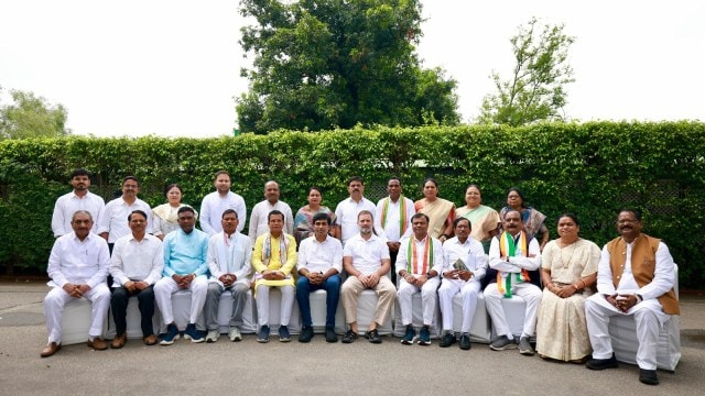 vikrant bhuria meets rahul gandhi