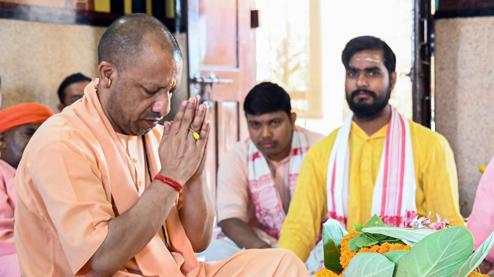 Kanwar Yatra | Ensure secure environment, organise floral showers: CM to officials