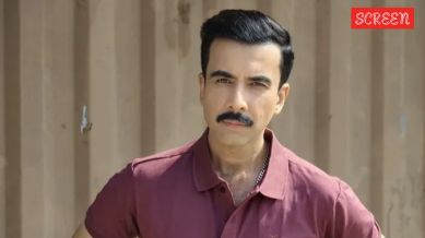 Naveen Kasturia was recently seen in Salakaar