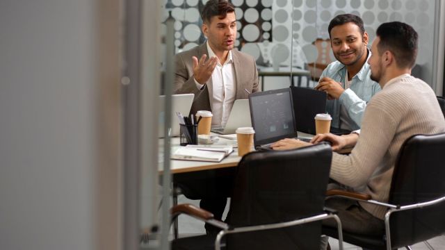 Indian professionals are embracing artificial intelligence (AI) as a critical skill for career growth. (Image: FreePik)
