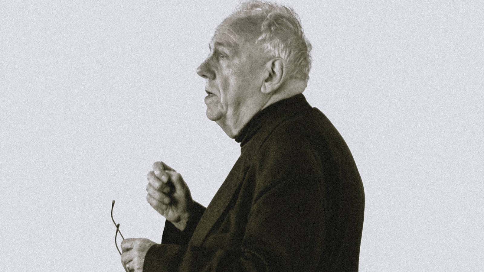 Alasdair MacIntyre: Philosopher's Critique of Modernity