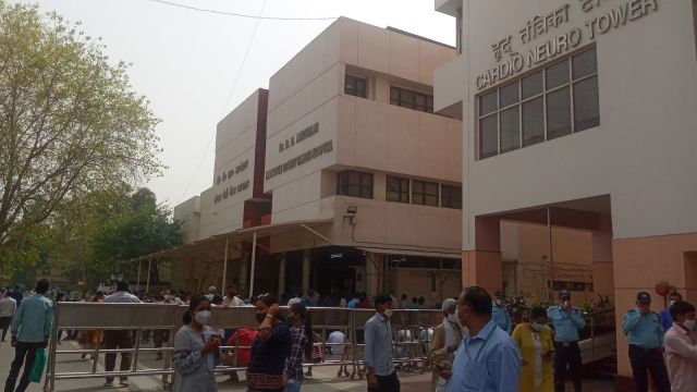 The matter gained urgency after the Deputy Mayor Kuljit Singh Bedi shared videos of the waterlogging, prompting swift intervention from the district administration.