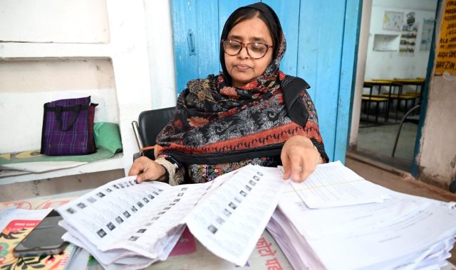 Published list of missing names in draft voter list after Bihar SIR, EC tells SC