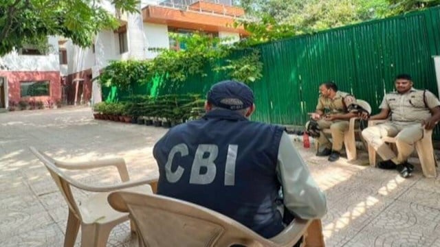 PWD official, PWD official bribery case, bribery case, pwd bribery case, delhi news, India news, Indian express, current affairs