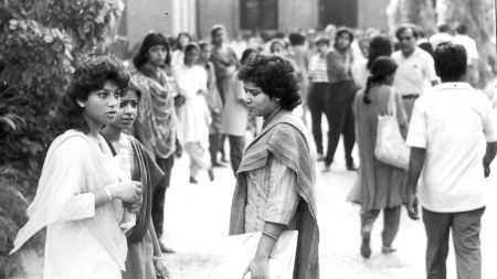 delhi university, delhi university students bond, Mundhela Khurd, DTC bus called the U-Special, delhi news, India news, Indian express, current affairs