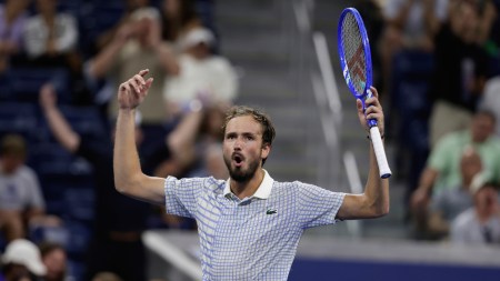 Danill Medvedev egging the crowd during the first round US Open 2025 match vs Benjamin Bonzi. (Photo: AP)