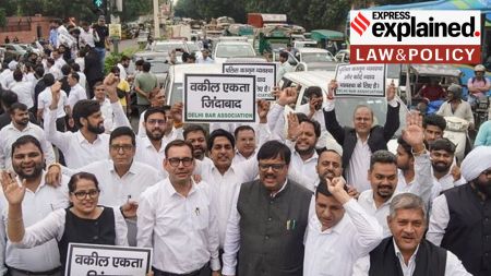 delhi lawyer protest