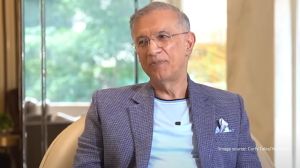 Starting his professional life as a teacher, Hiranandani shared about exploring various paths, including an attempt at running a textile mill (Image source: Curly Tales/YouTube)