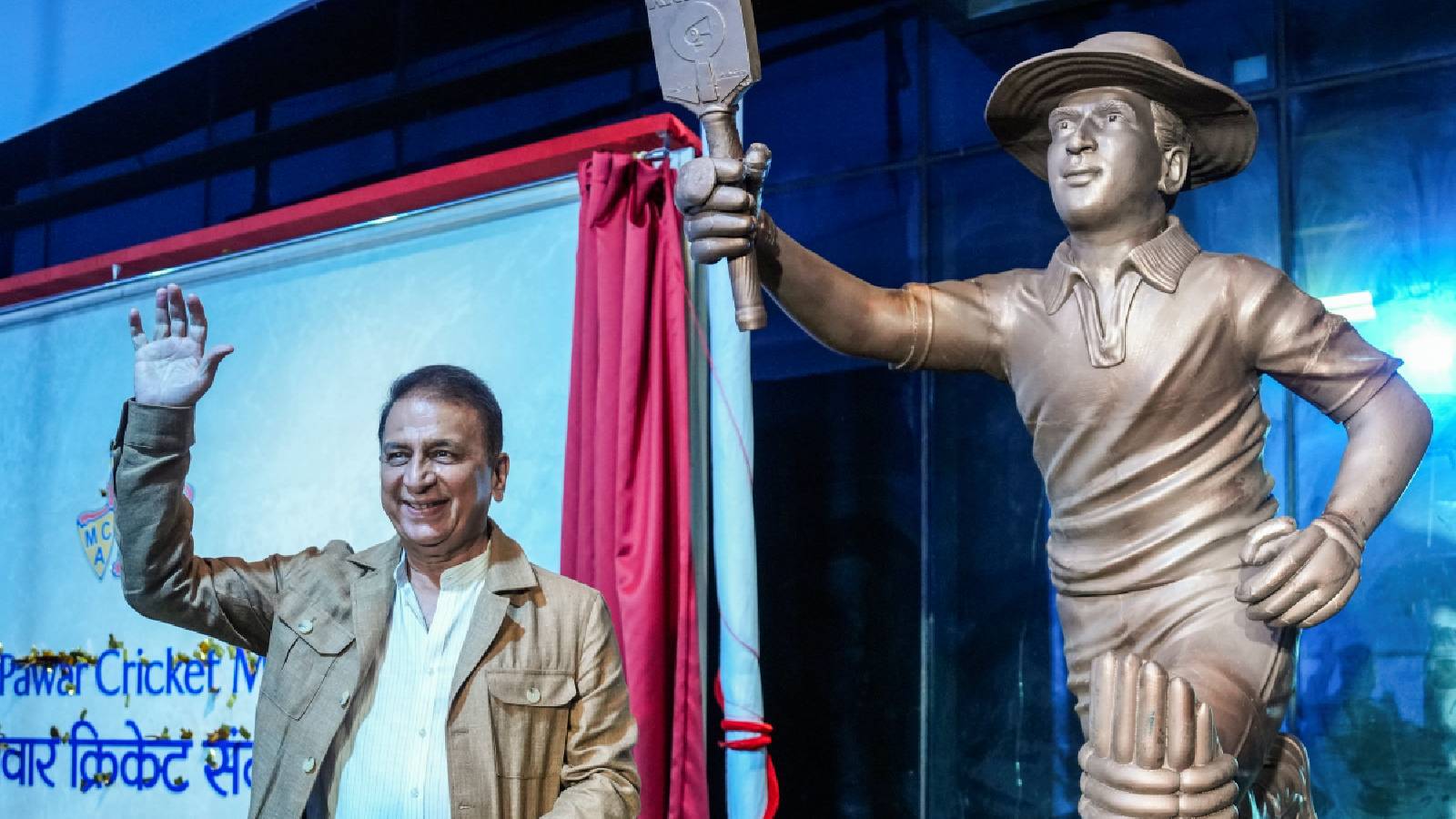 Sunil Gavaskar Statue MCA