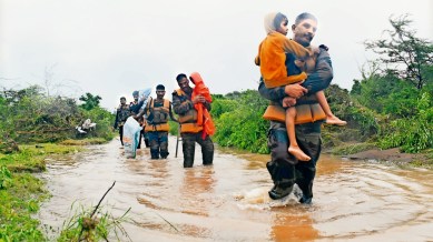 Gujarat heavy rainfall, Gujarat rainfall, Gujarat Orange alert, IMD issues very heavy rainfall warning, Indian express news, current affairs