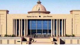 Mayor Pinky Soni remained conspicuous by her absence even as elected representatives of the Bharatiya Janata Party (BJP) as well as members of the party's city unit were present at the venue.