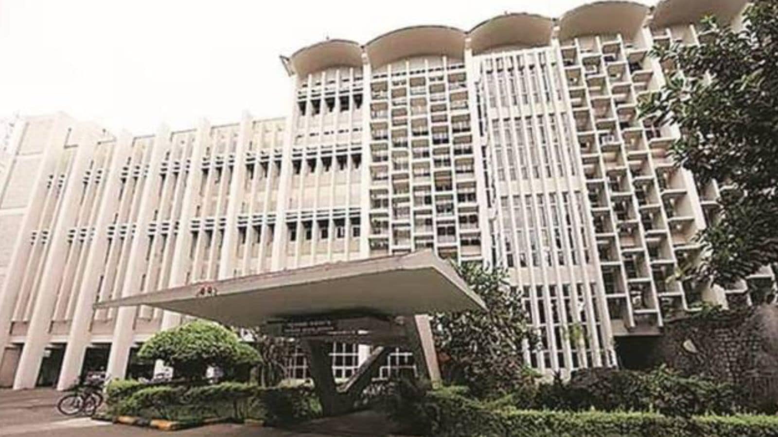 IIT-Bombay to smaller institutions, students make most of flexible entry, exit policy