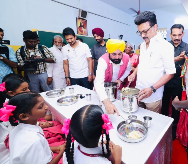 CM Mann serves breakfast to children with his Tamil Nadu counterpart MK Stalin in Chennai