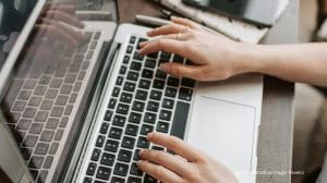 The HR emphasised that no job is without its challenges, and that true professional growth takes more than just collecting the salary (Representative image/Pexels)