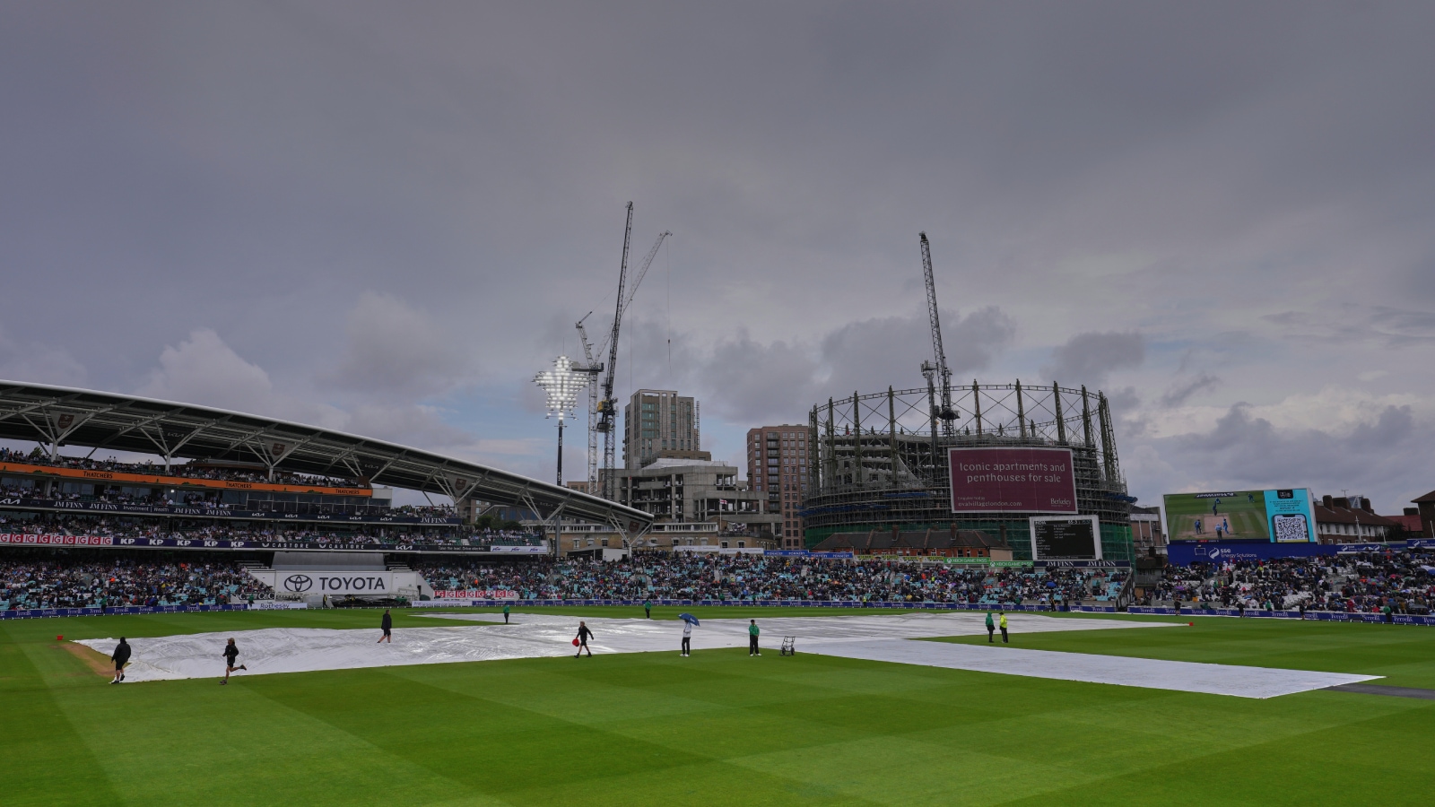 London Weather Threatens India's Hopes in Fifth Test Showdown