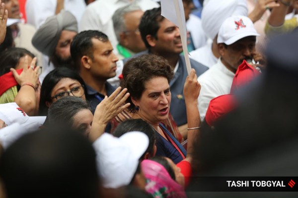 The Election Commission had only given permission to 30 MPs to enter its premises but the protesters were in “large numbers”, officials said.