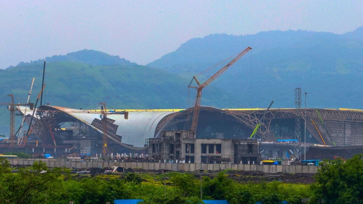 T1’s eventual demolition is part of a broader redevelopment plan for the CSMIA site, which will enable the construction of new facilities enhancing passenger throughput and operational efficiency.