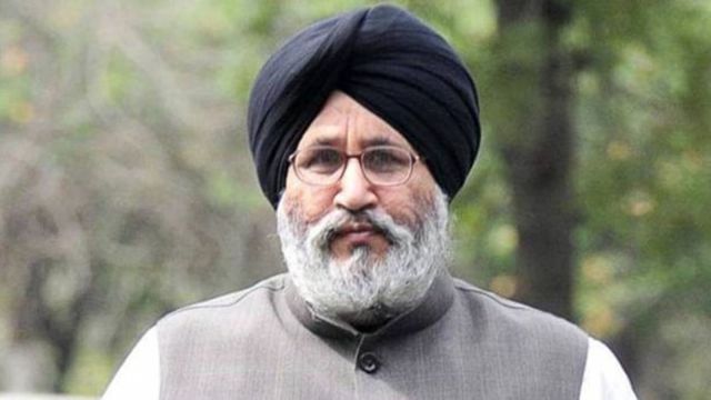 Claiming that 100 per cent of the party's delegates are with the SAD and not a single member is with the breakaway faction, senior SAD leader Dr Daljit Singh Cheema alleged.