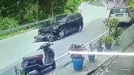 Caught on camera, senior Chamoli medical officer ‘hits bike with his Scorpio, drags it 100 metres’, 2 seriously injured