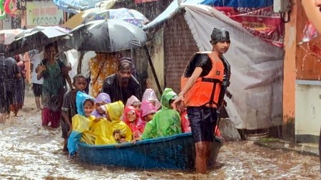 7 dead as rain batters Maharashtra; Mumbai, 3 dists on red alert today