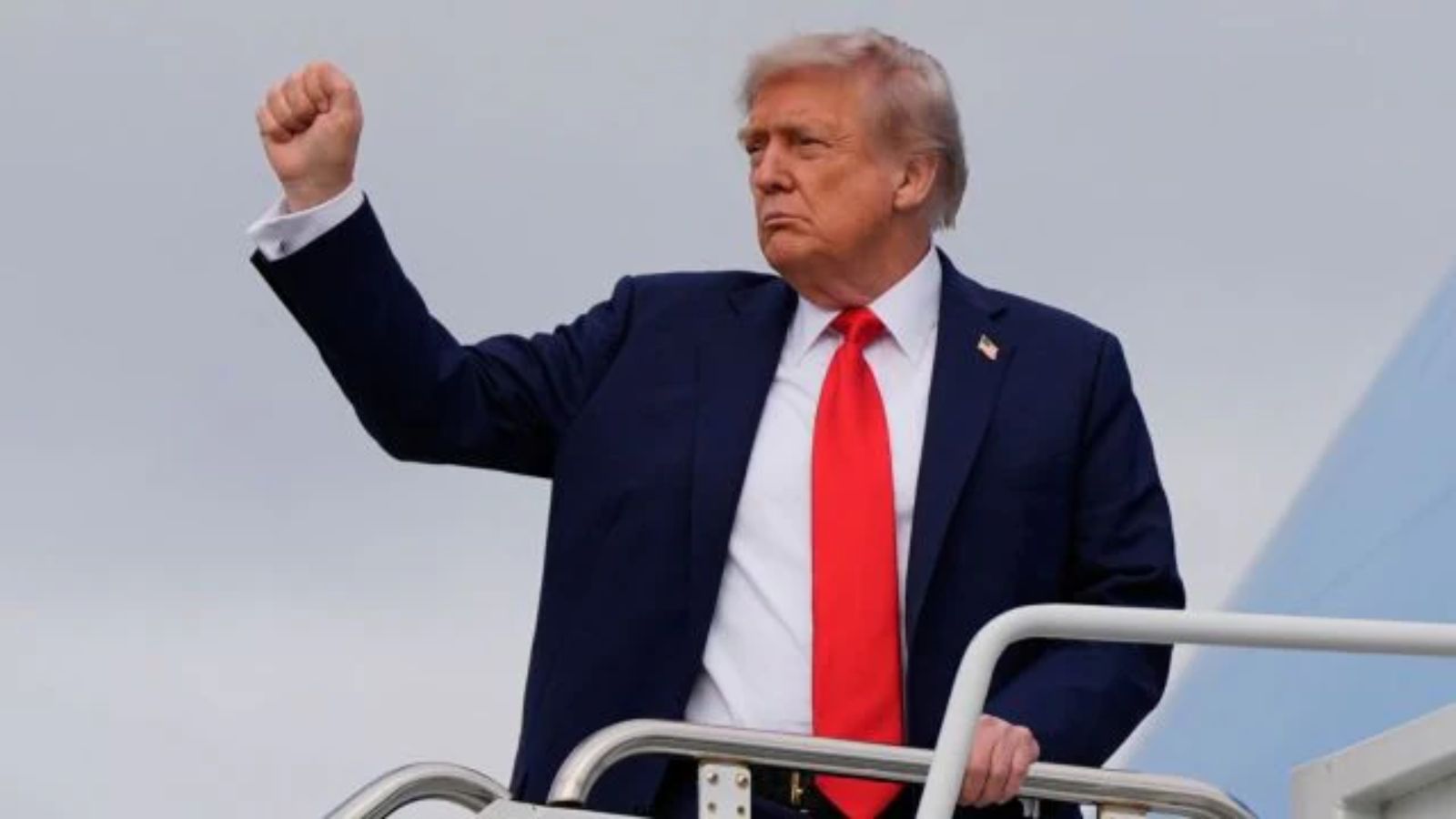 Trump Considers Extending TikTok Deadline