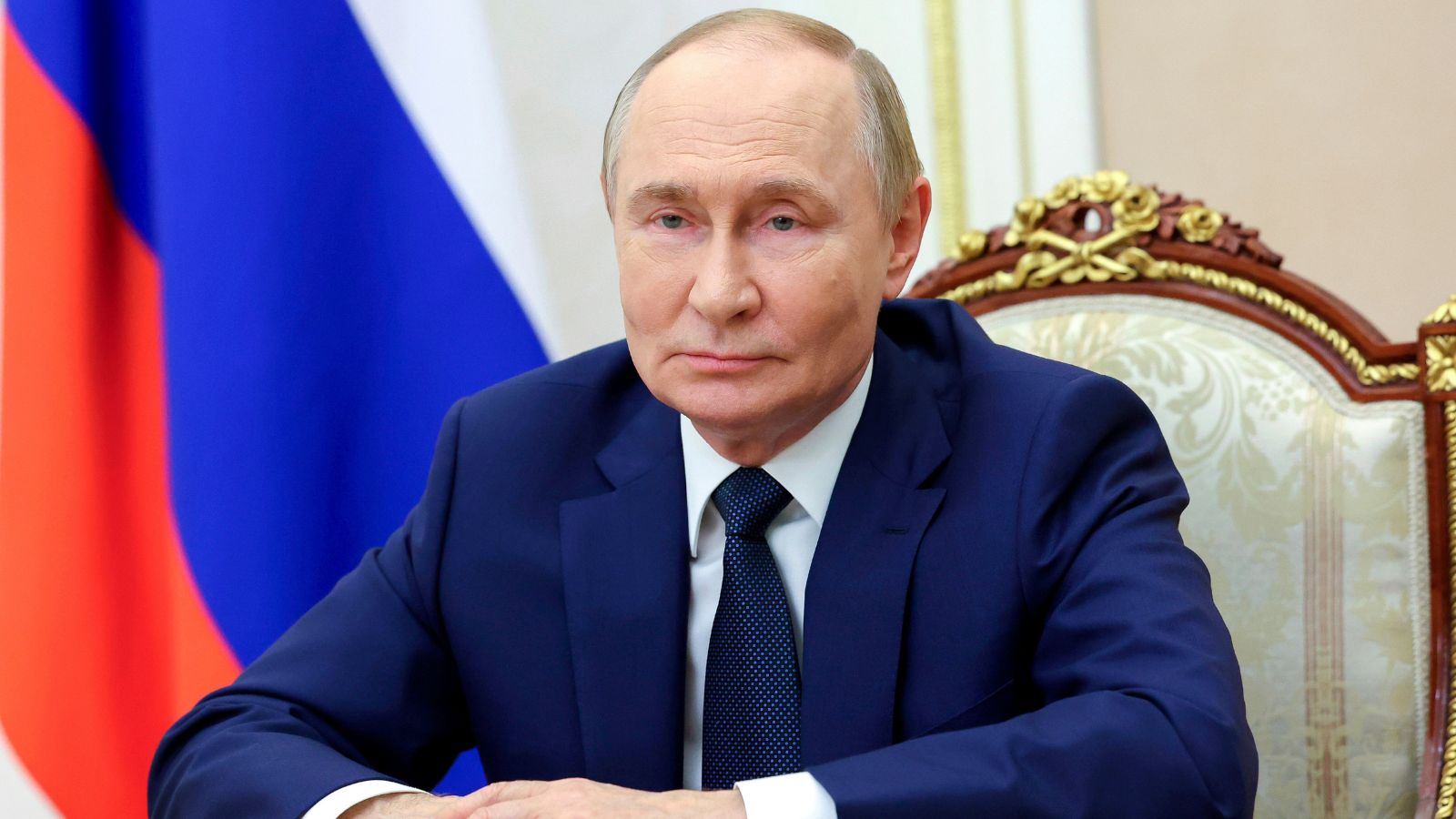 From Paris to Alaska: Why Putin’s poop always travels back with him