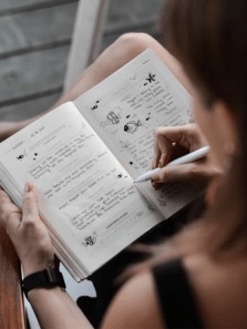 How Journaling Rewires Your Brain for Positivity