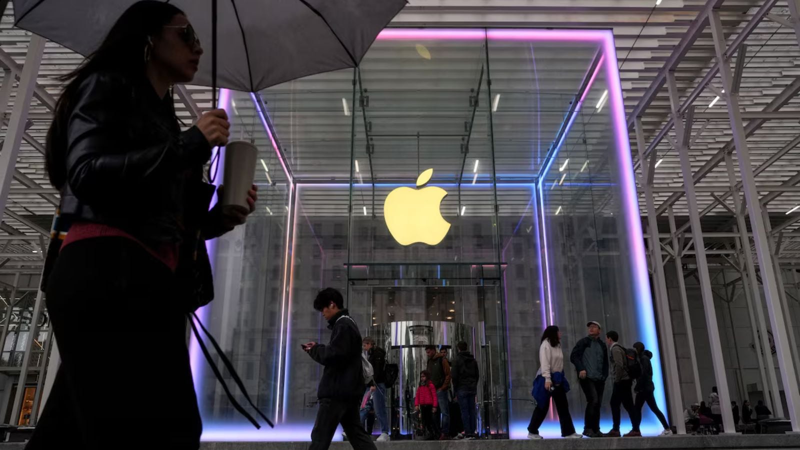 Apple’s tariff-fueled iPhone sales surge raises doubts about sustainability