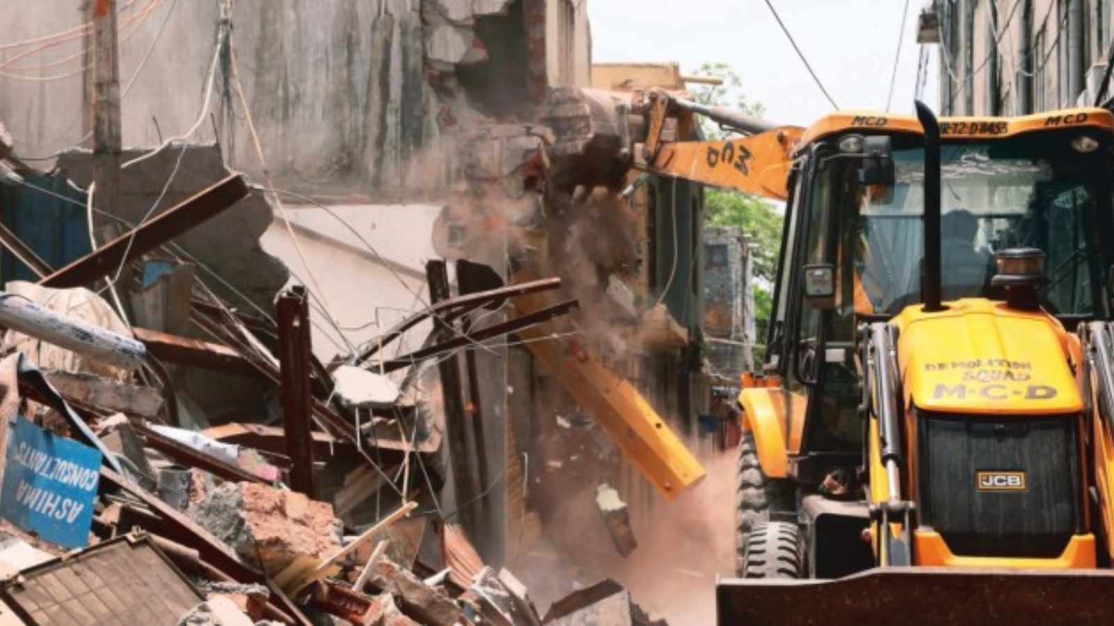 UP Officer Suspended Over Controversial Anti-Encroachment Order