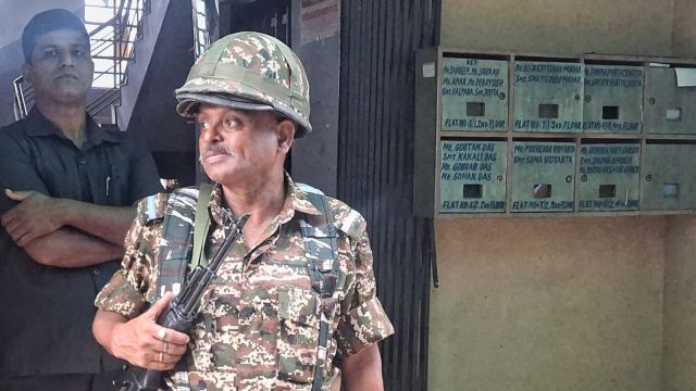 atin ghosh, cbi raid, kolkata,