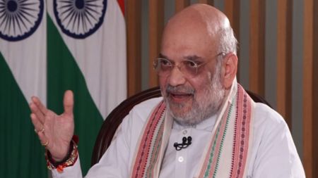 Home Minister Amit Shah argued that the legislation has become necessary due to what he called a “new trend” of ministers refusing to resign even after being sent to jail.