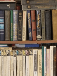 Top 8 Books For Pleasure Reading